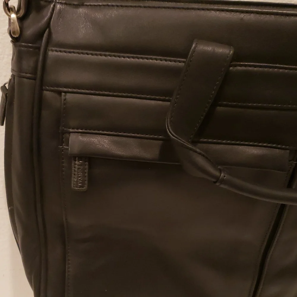 El Portal Black Leather briefcase